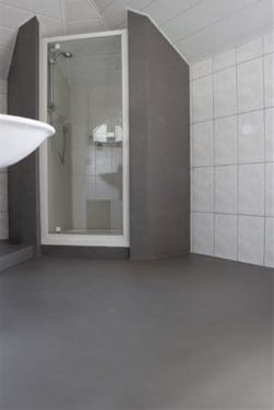 betonlook-123-badkamer-douche-kabine